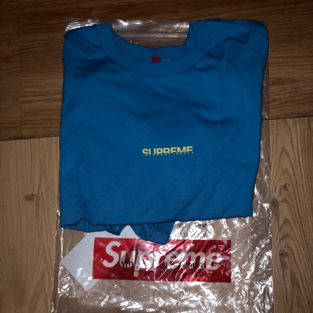 Supreme Internationale S/S Top
